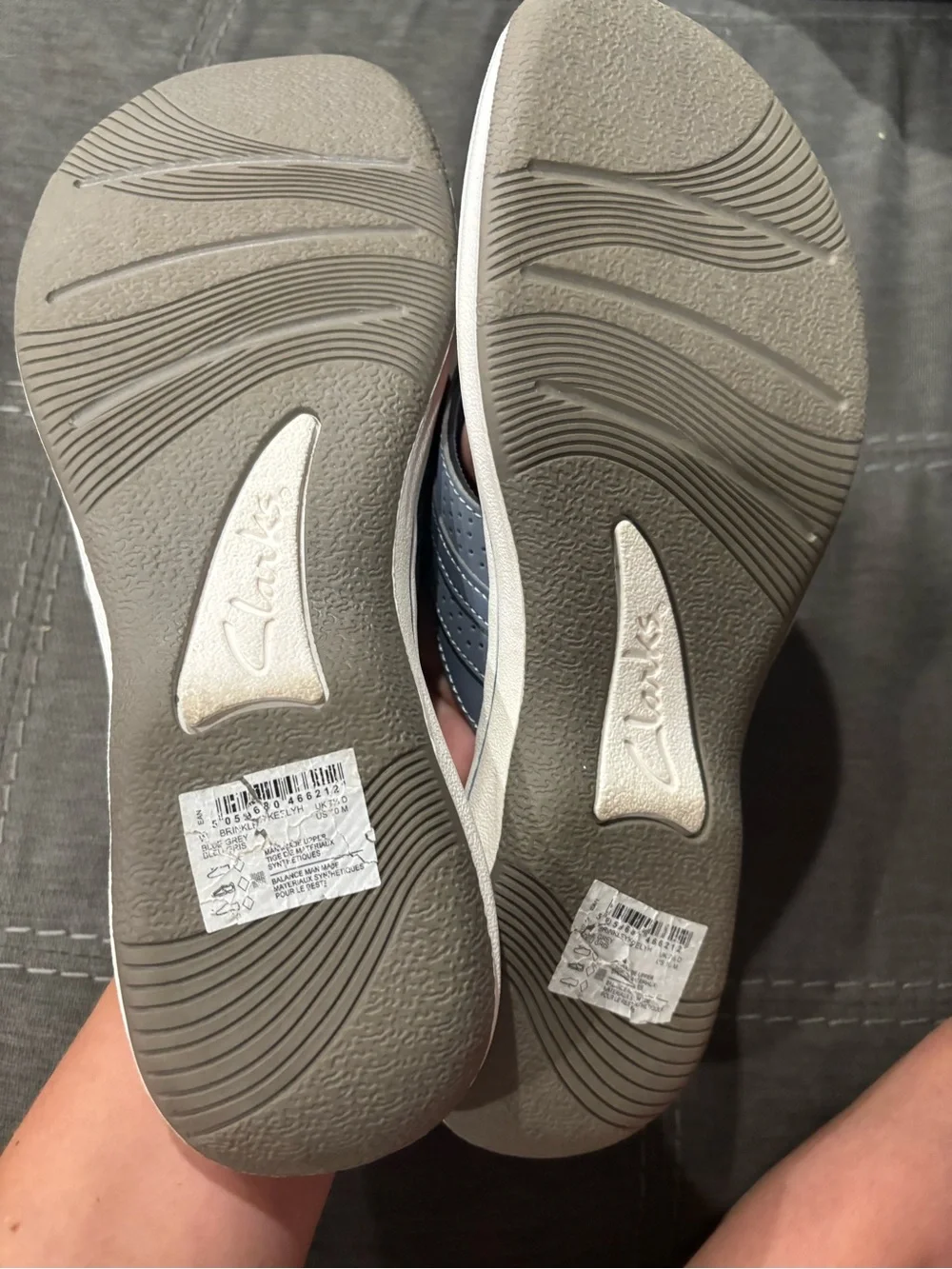 Clarks Women's Light Blue Cloudsteppers Cushioned Thong Sandals